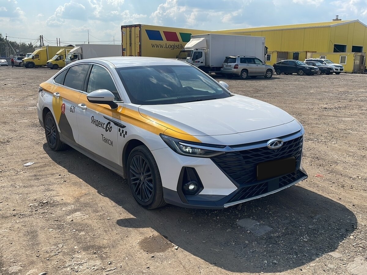 Chery Arrizo 8 с пробегом — 2024 год. Фото: #2