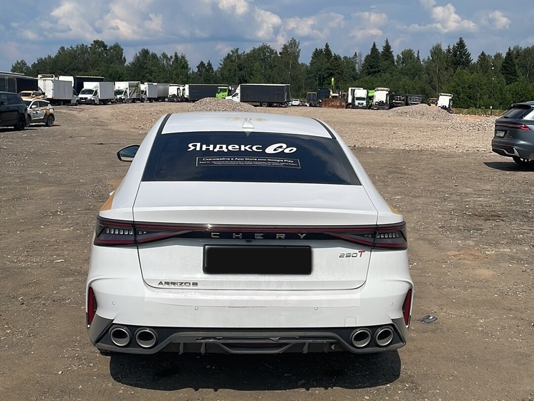 Chery Arrizo 8 с пробегом — 2024 год. Фото: #5