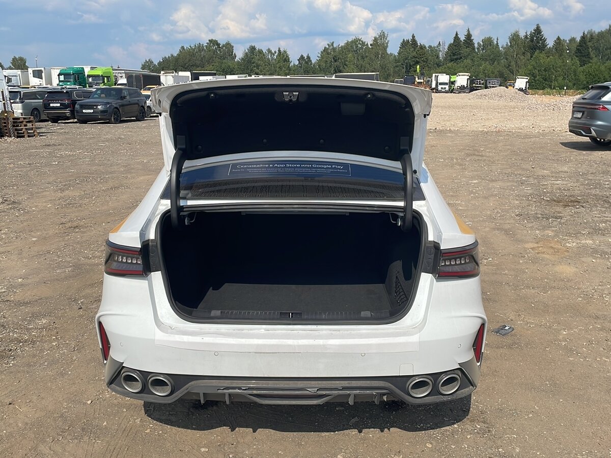 Chery Arrizo 8 с пробегом — 2024 год. Фото: #17