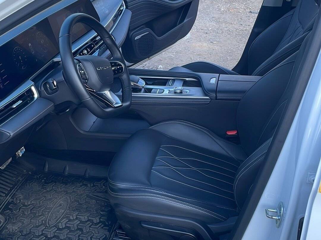 Chery Arrizo 8 с пробегом — 2024 год. Фото: #22