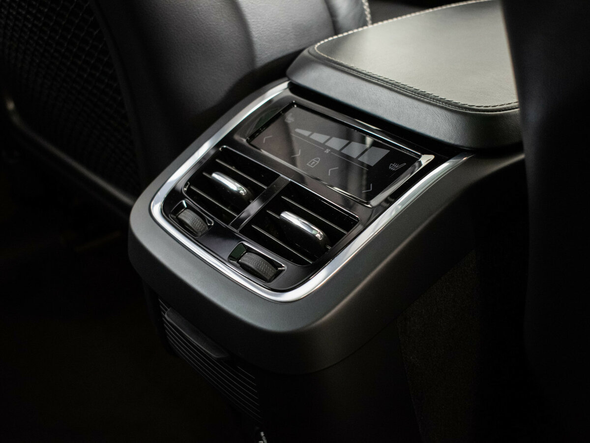 Volvo XC90 с пробегом — 2019 год. Фото: #13