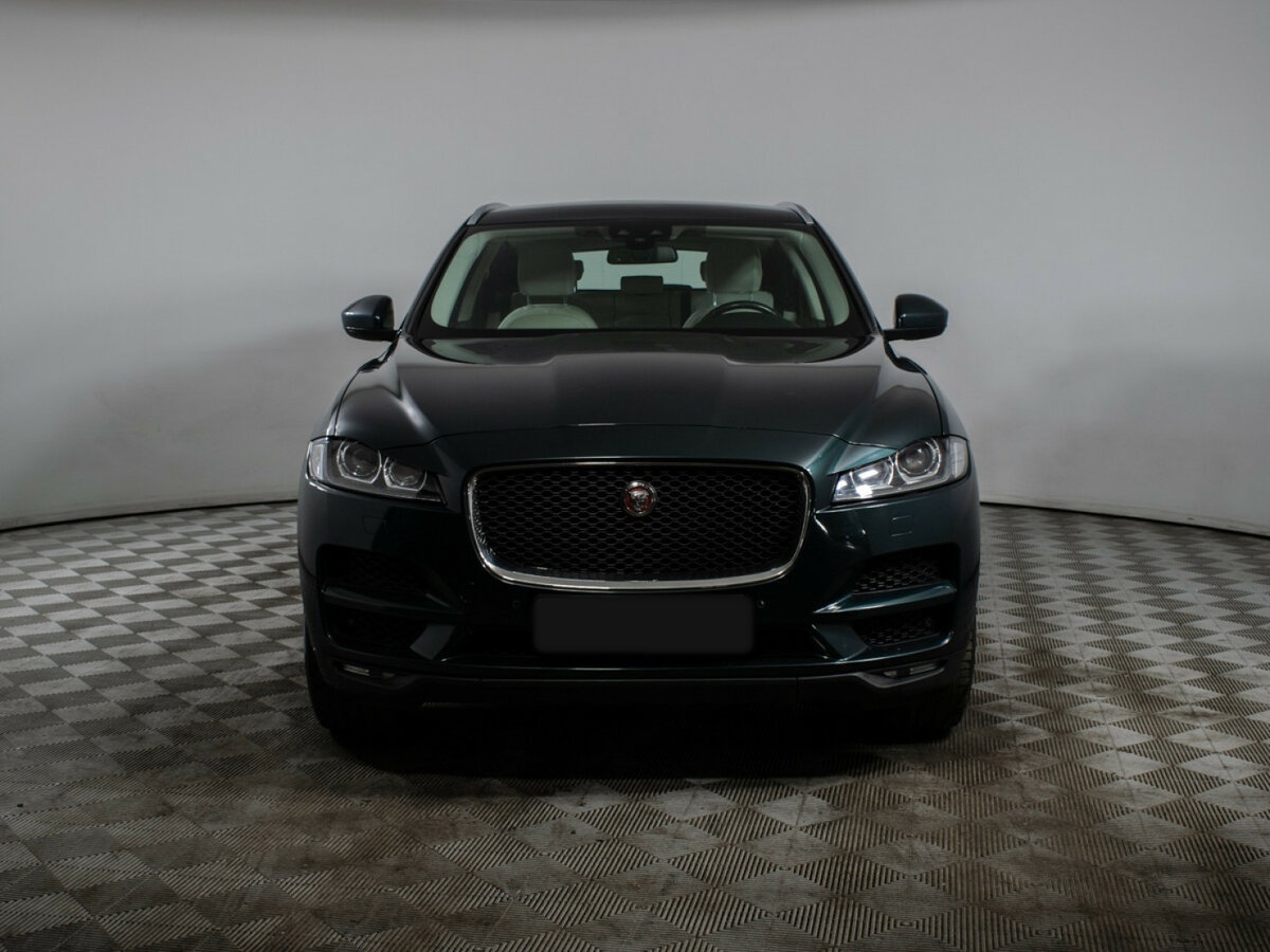 Jaguar F-Pace с пробегом — 2017 год. Фото: #1