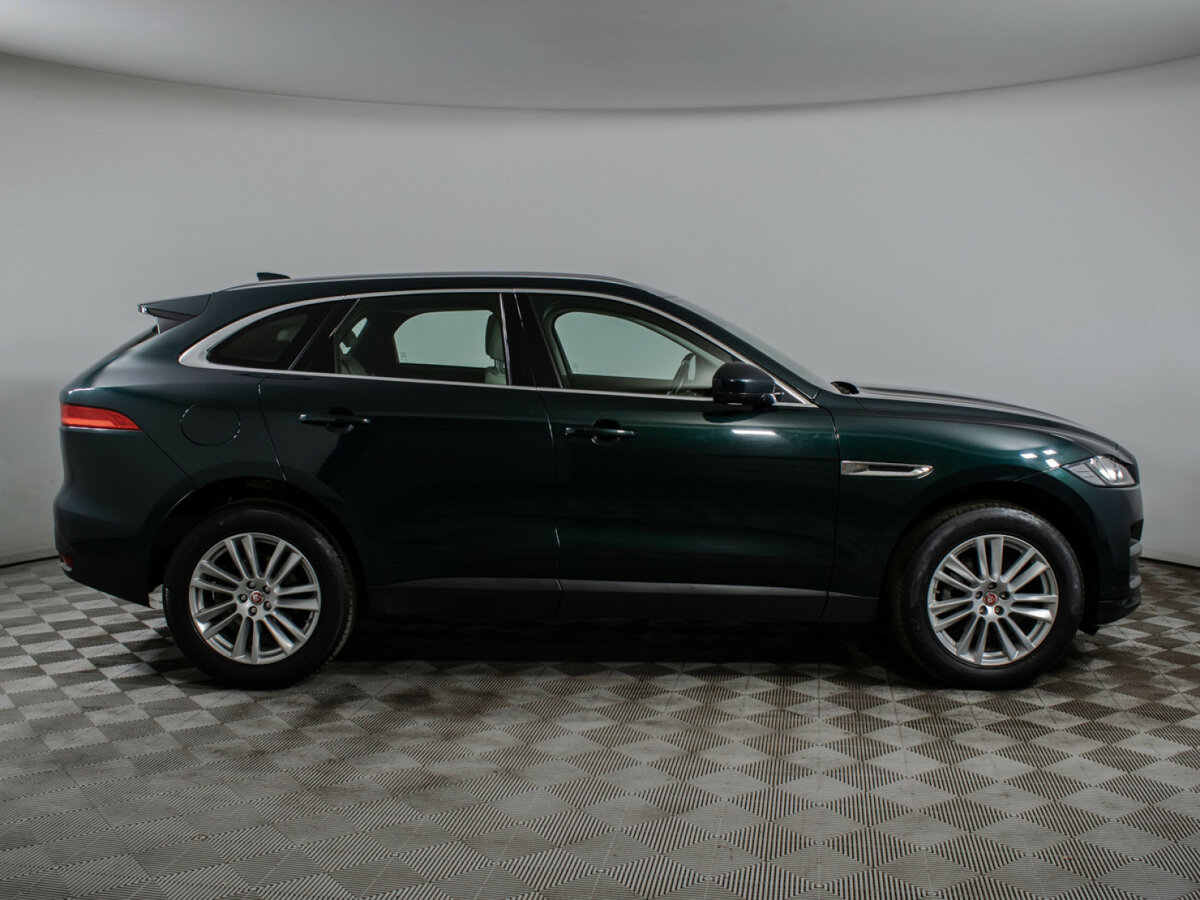 Jaguar F-Pace с пробегом — 2017 год. Фото: #3