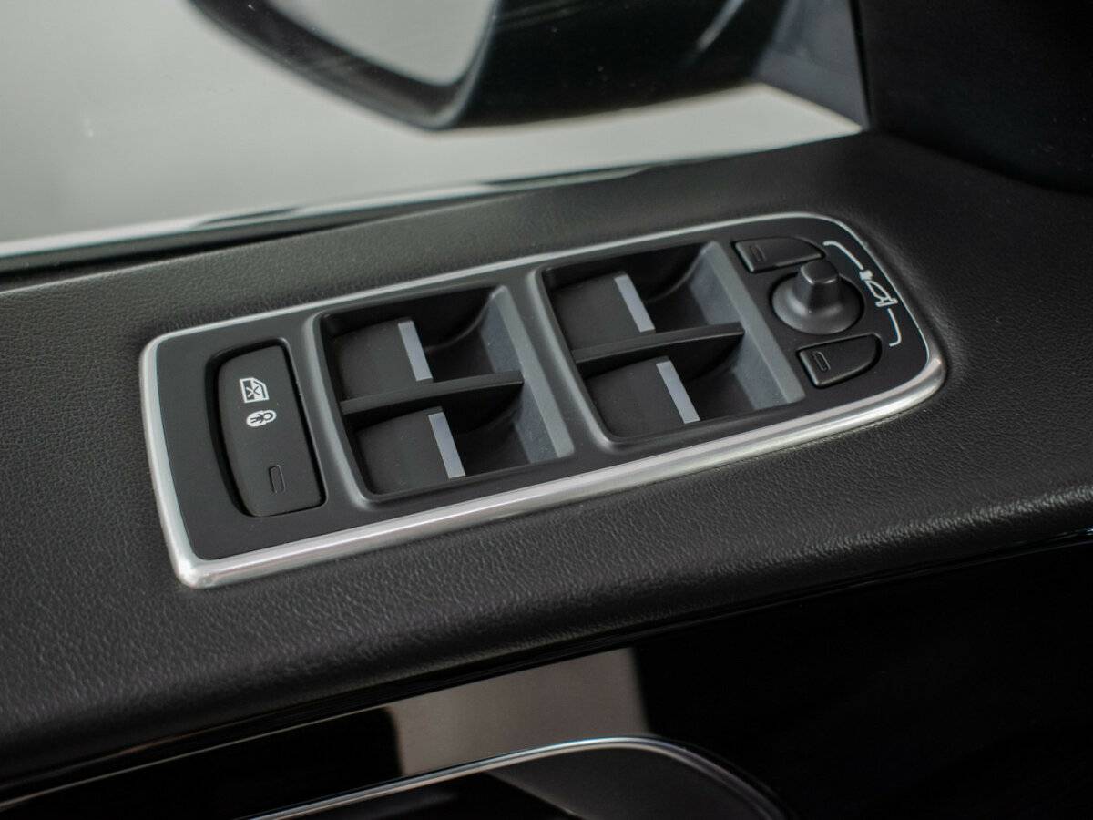 Jaguar F-Pace с пробегом — 2017 год. Фото: #14