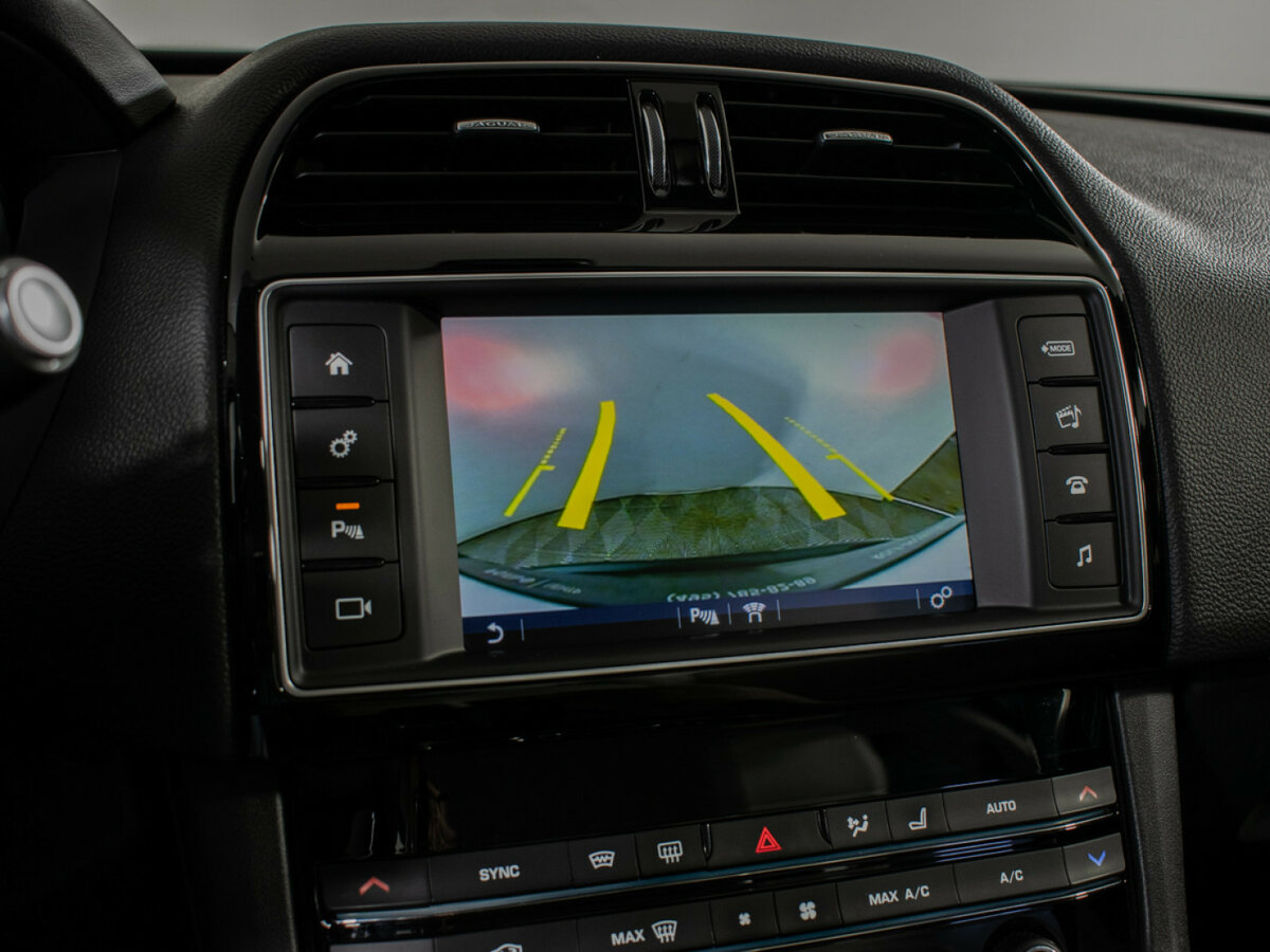 Jaguar F-Pace с пробегом — 2017 год. Фото: #15