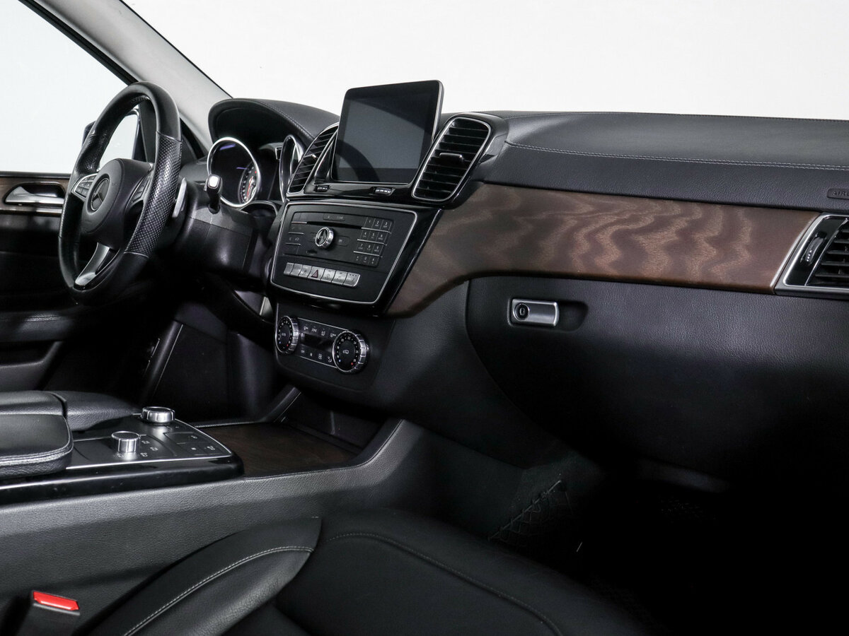 Mercedes-Benz GLS с пробегом — 2017 год. Фото: #8