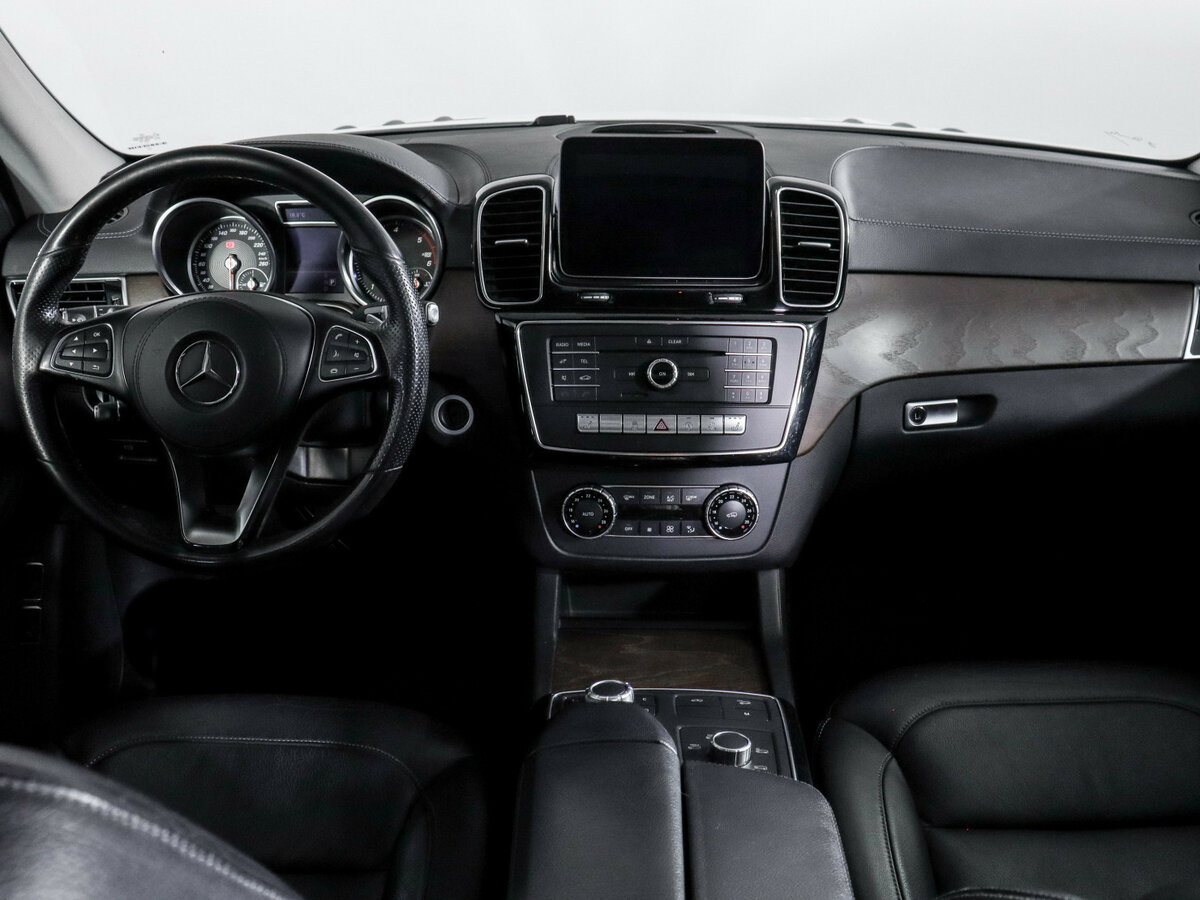 Mercedes-Benz GLS с пробегом — 2017 год. Фото: #11