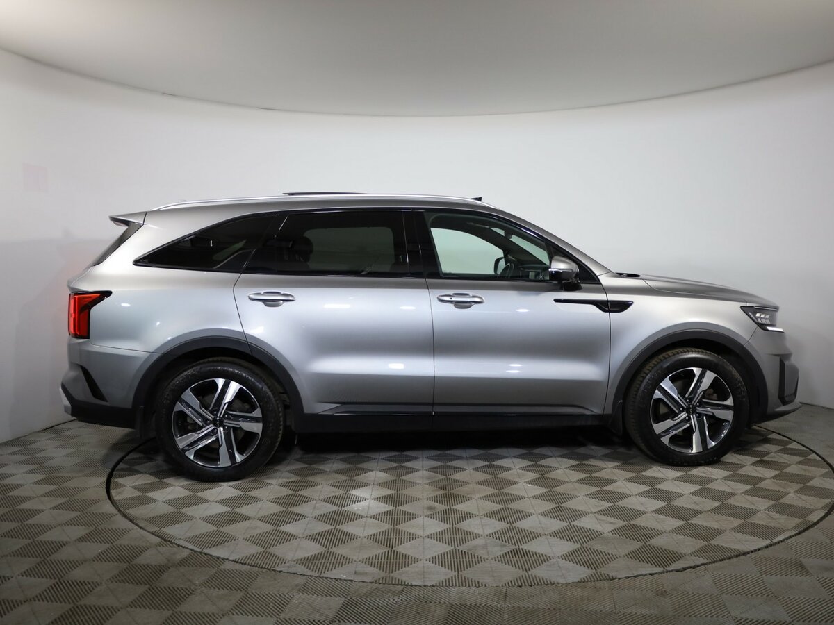 Kia Sorento с пробегом — 2022 год. Фото: #3