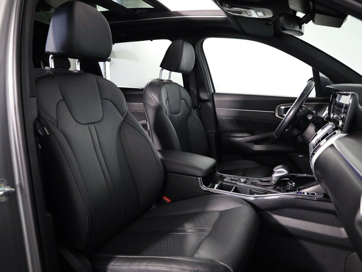 Kia Sorento с пробегом — 2022 год. Фото: #11