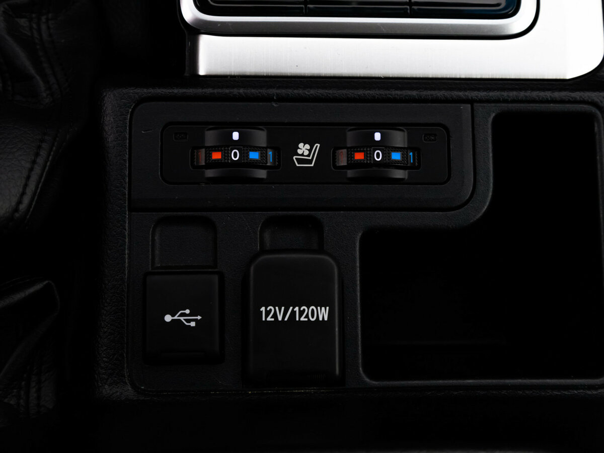 Toyota Land Cruiser Prado с пробегом — 2021 год. Фото: #16