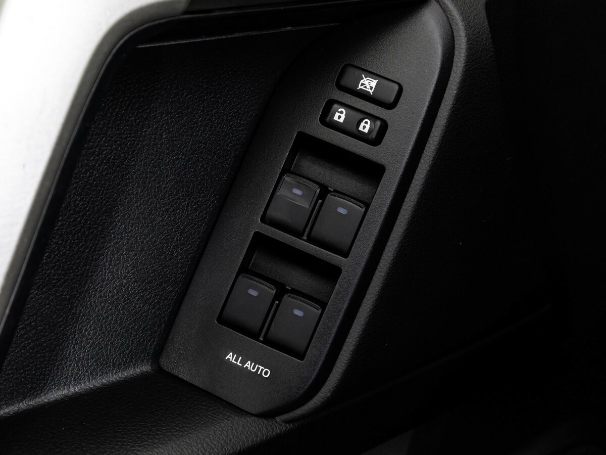 Toyota Land Cruiser Prado с пробегом — 2021 год. Фото: #19