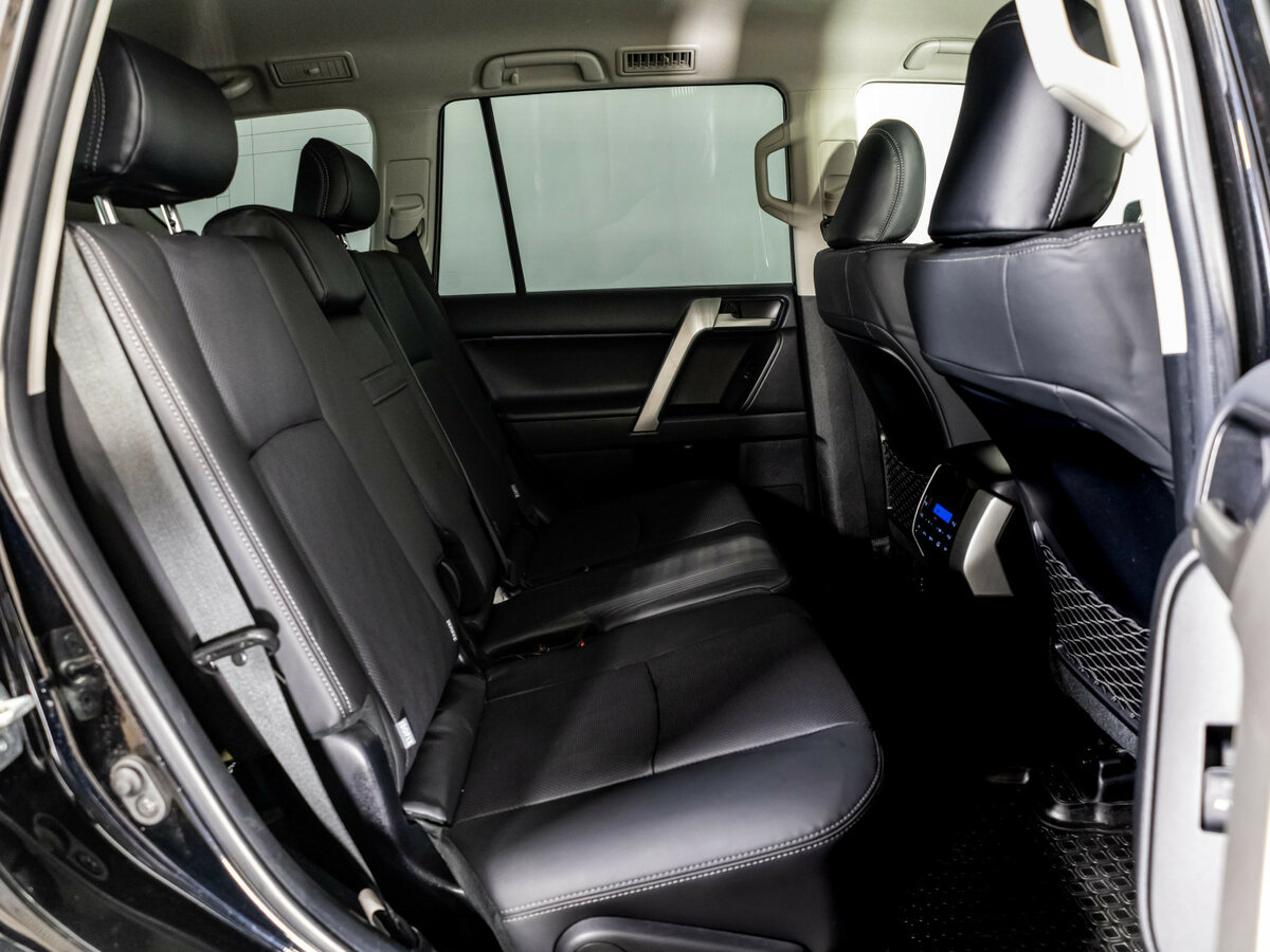 Toyota Land Cruiser Prado с пробегом — 2021 год. Фото: #22