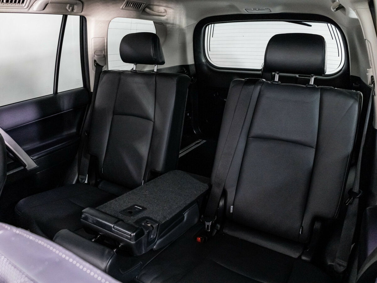 Toyota Land Cruiser Prado с пробегом — 2021 год. Фото: #24