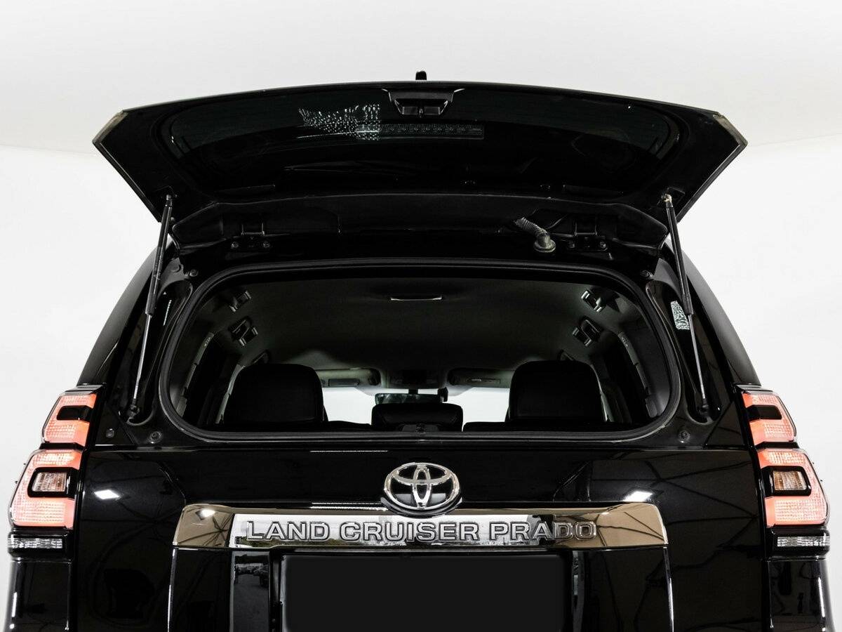 Toyota Land Cruiser Prado с пробегом — 2021 год. Фото: #29