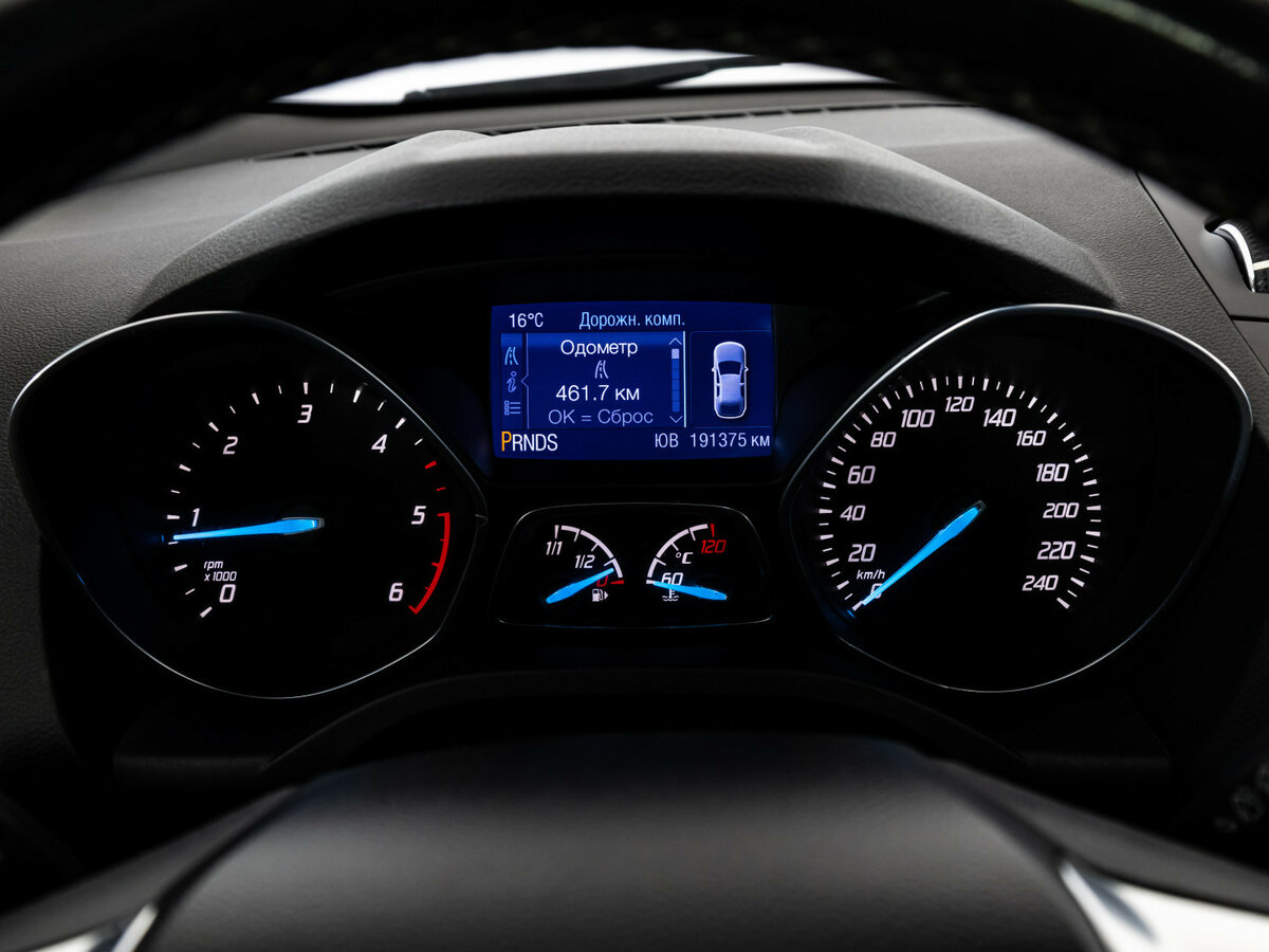 Ford Kuga с пробегом — 2013 год. Фото: #24