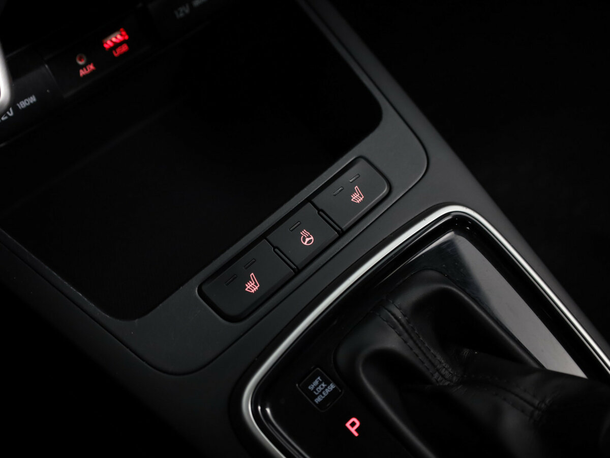 Kia Rio с пробегом — 2017 год. Фото: #23