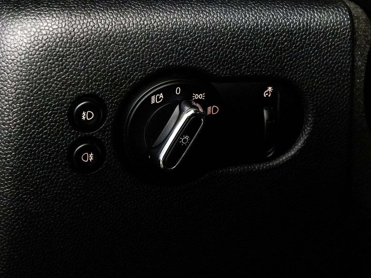 Mini Hatch с пробегом — 2015 год. Фото: #16