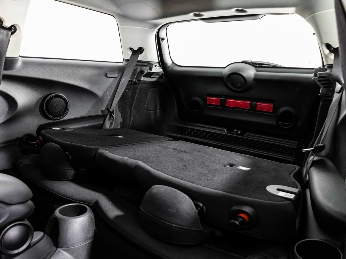 Mini Hatch с пробегом — 2015 год. Фото: #19