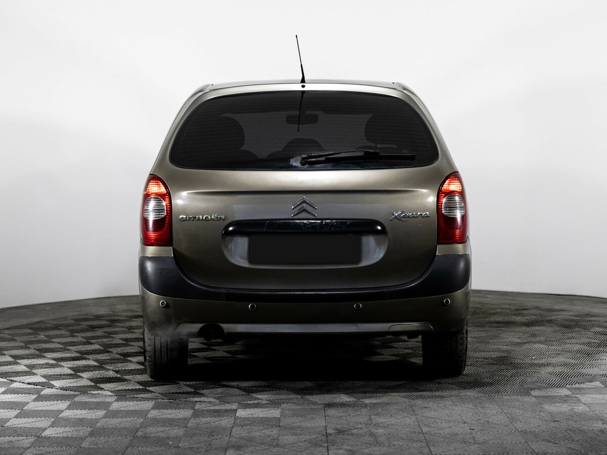 Citroen Xsara Picasso с пробегом — 2008 год. Фото: #4