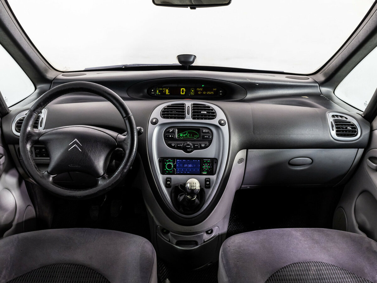 Citroen Xsara Picasso с пробегом — 2008 год. Фото: #7