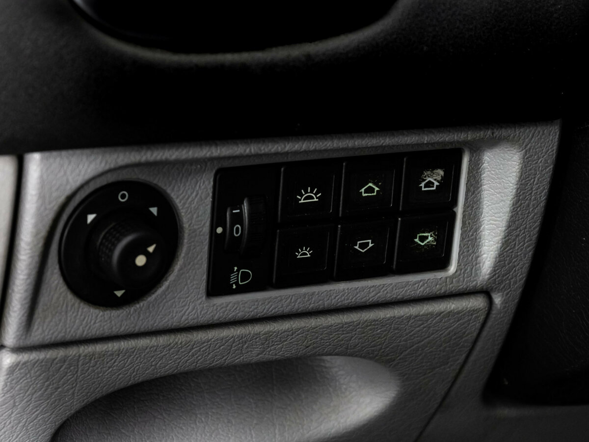 Citroen Xsara Picasso с пробегом — 2008 год. Фото: #11