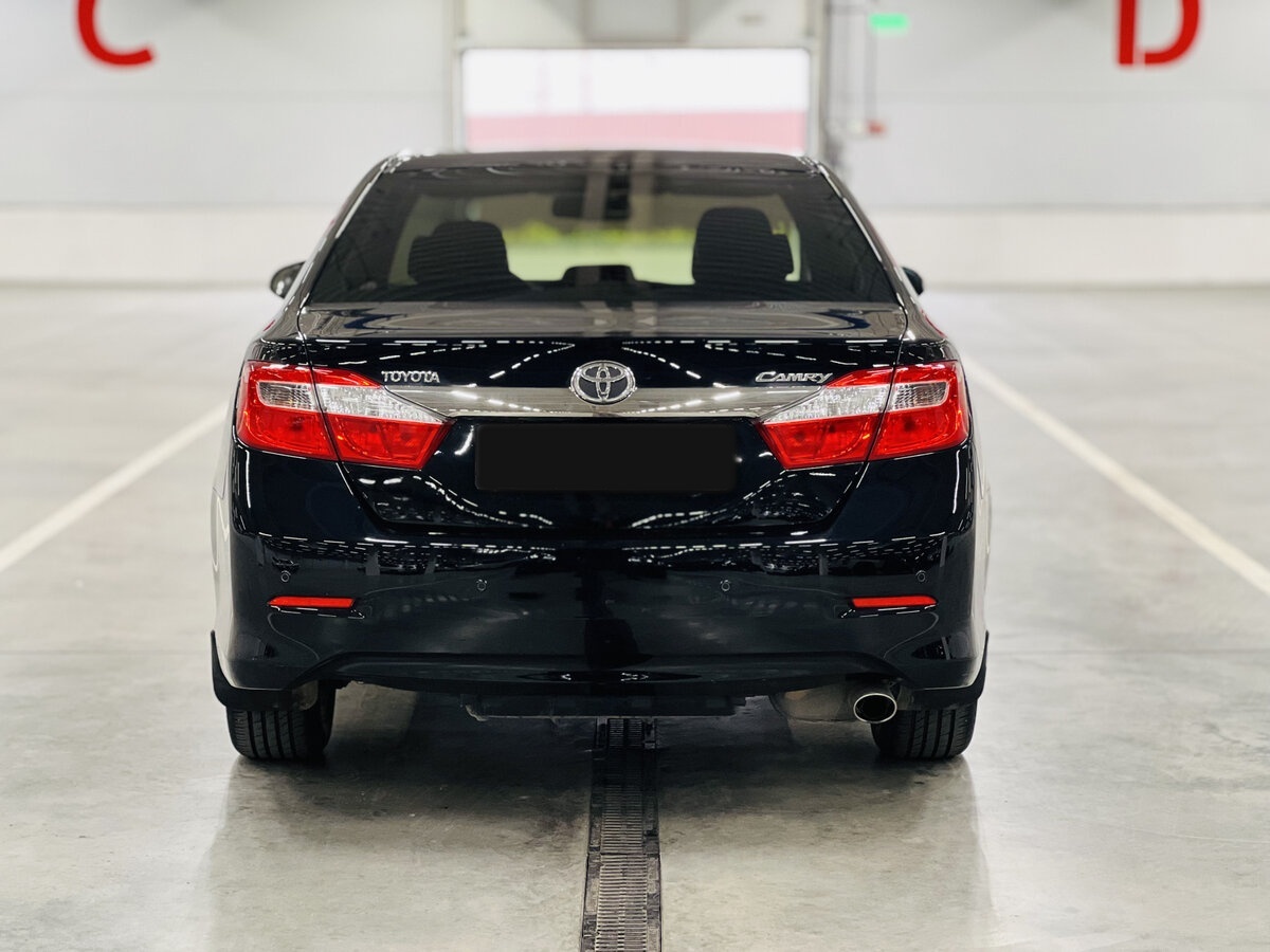 Toyota Camry с пробегом — 2013 год. Фото: #5