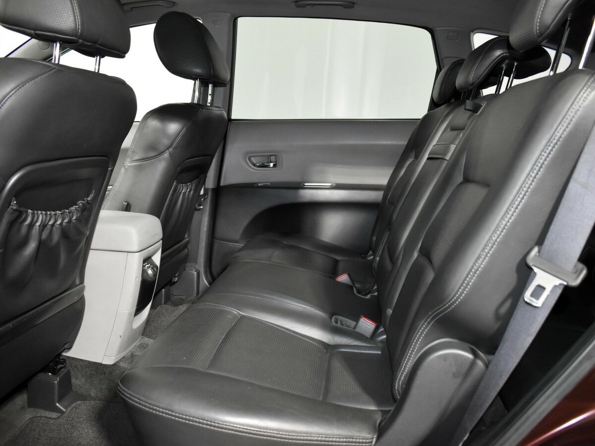 Subaru Tribeca с пробегом — 2005 год. Фото: #9