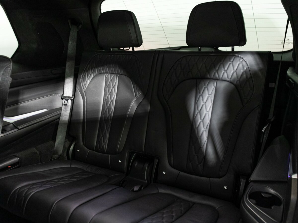 BMW X7 с пробегом — 2021 год. Фото: #16