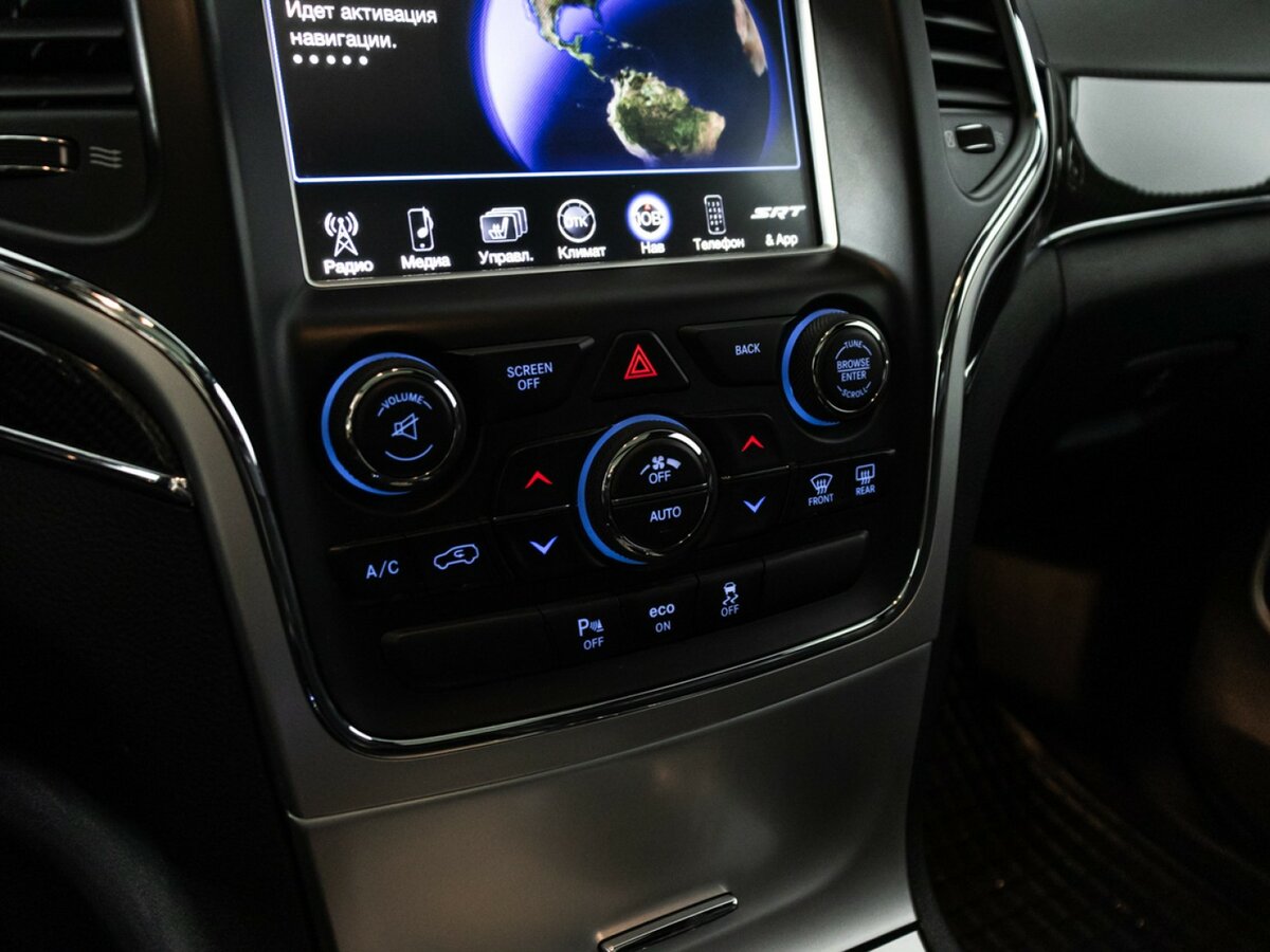 Jeep Grand Cherokee с пробегом — 2014 год. Фото: #17