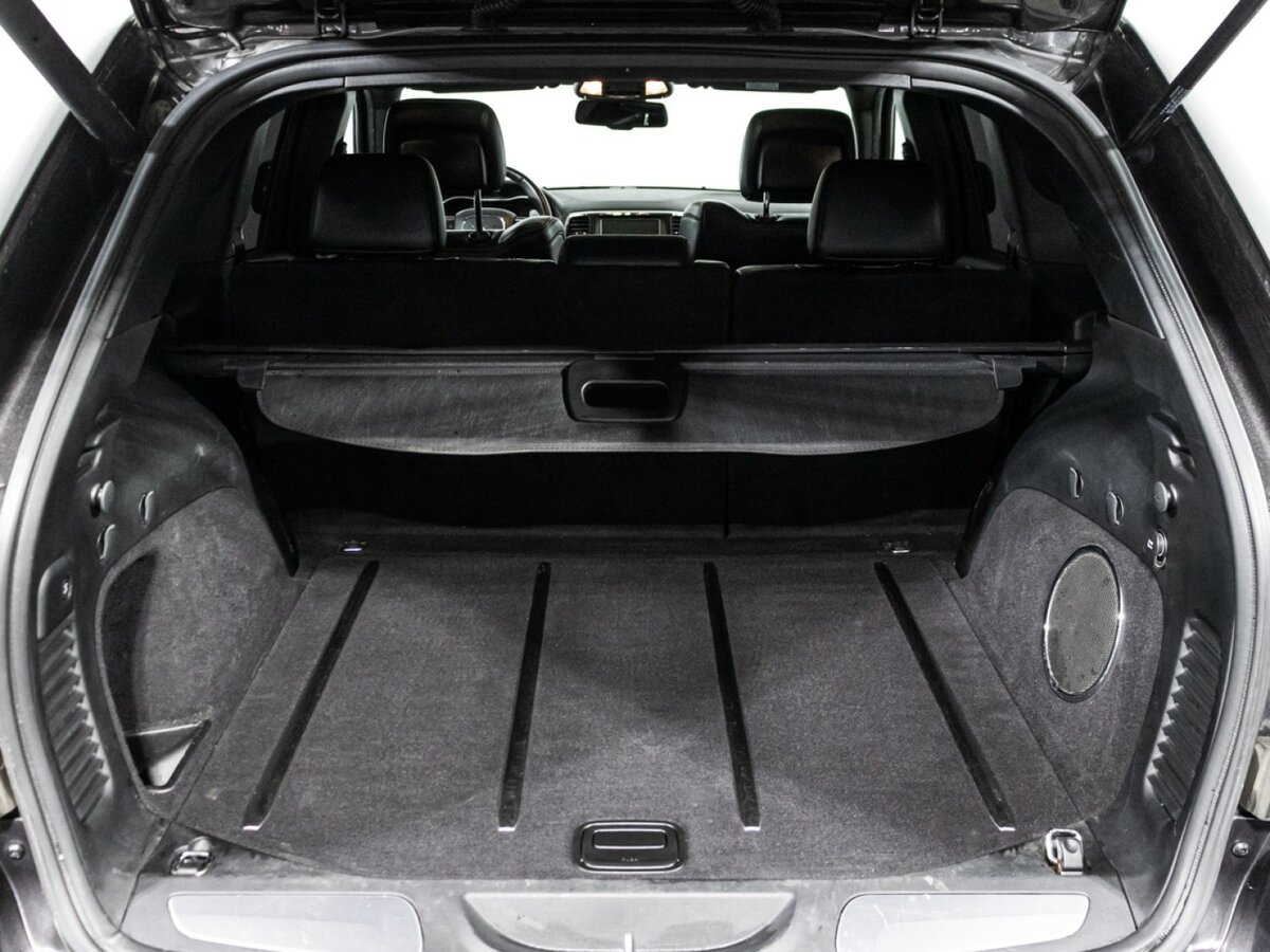 Jeep Grand Cherokee с пробегом — 2014 год. Фото: #21