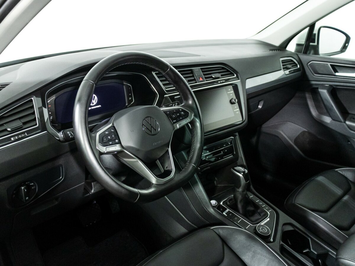 Volkswagen Tiguan с пробегом — 2021 год. Фото: #10