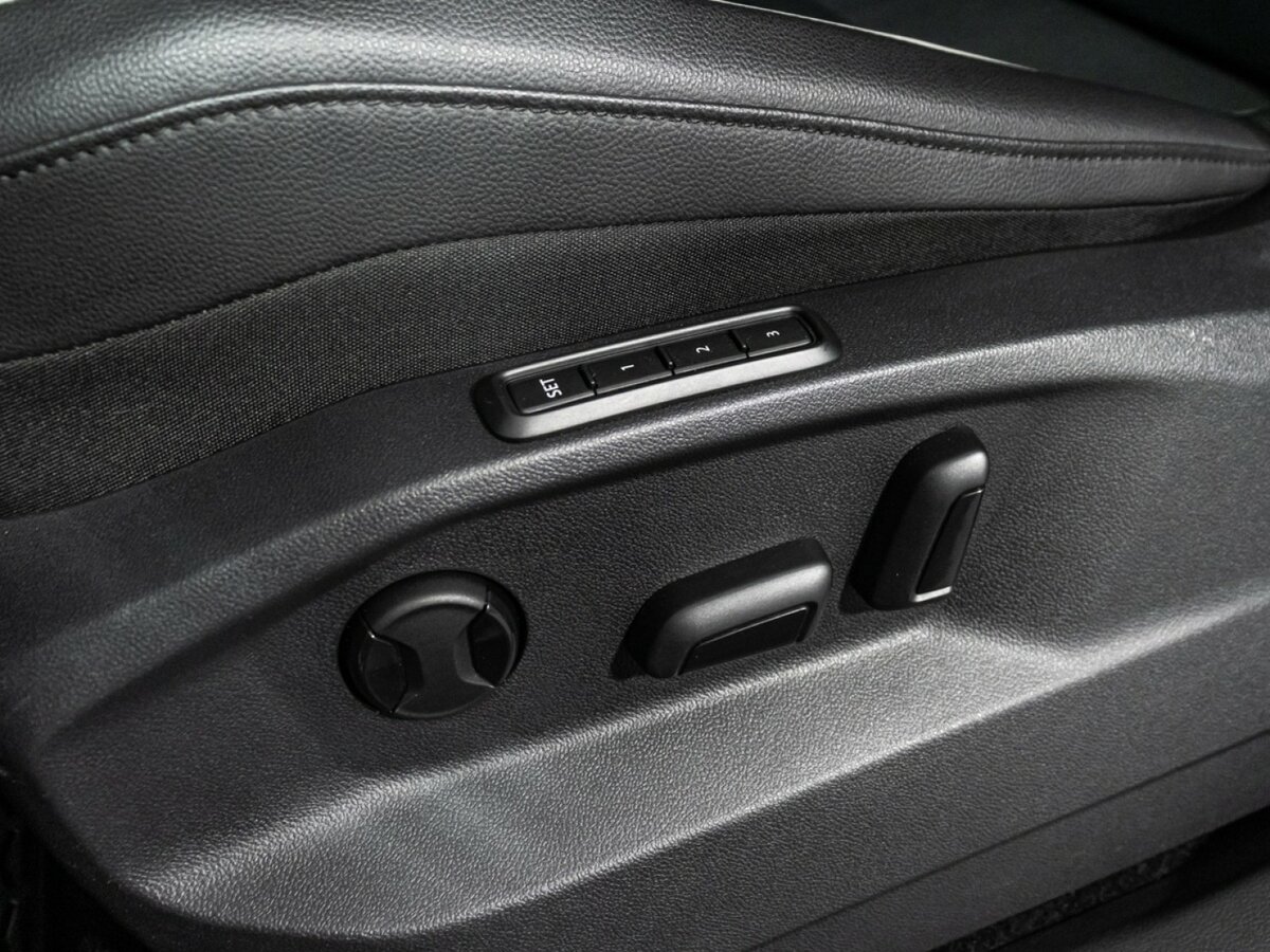 Volkswagen Tiguan с пробегом — 2021 год. Фото: #13