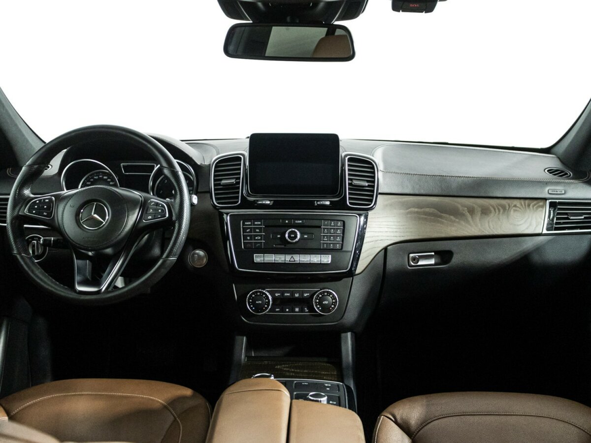 Mercedes-Benz GLS с пробегом — 2018 год. Фото: #10