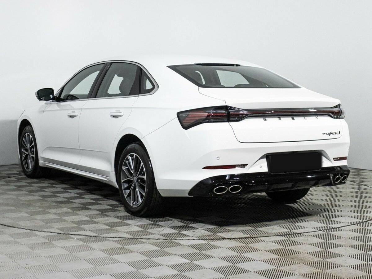 Geely Preface с пробегом — 2024 год. Фото: #6