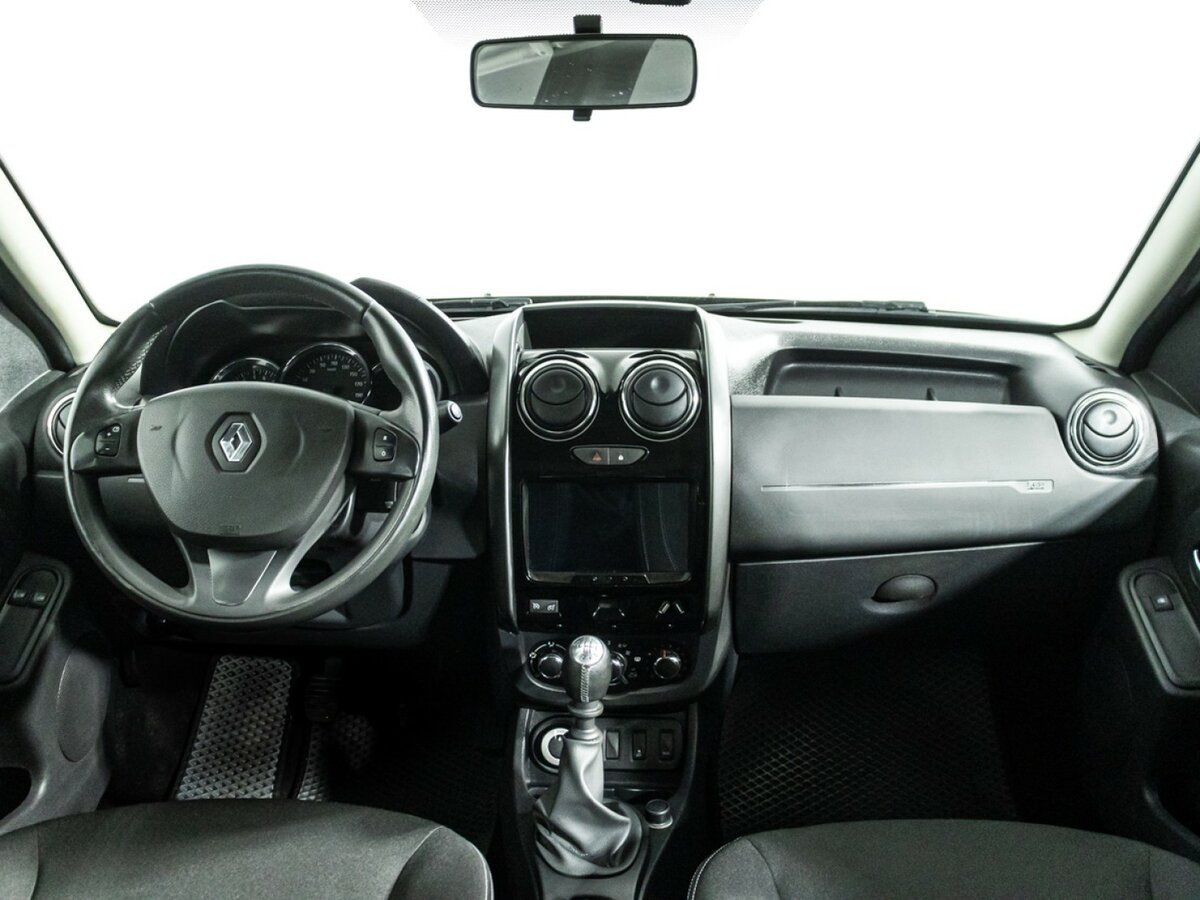 Renault Duster с пробегом — 2018 год. Фото: #12