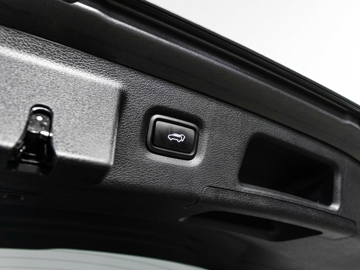 Hyundai Santa Fe с пробегом — 2021 год. Фото: #21