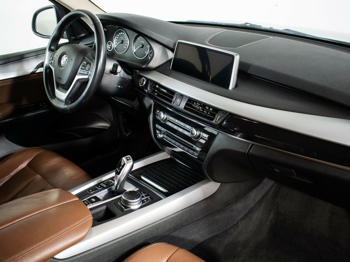 BMW X5 с пробегом — 2017 год. Фото: #9