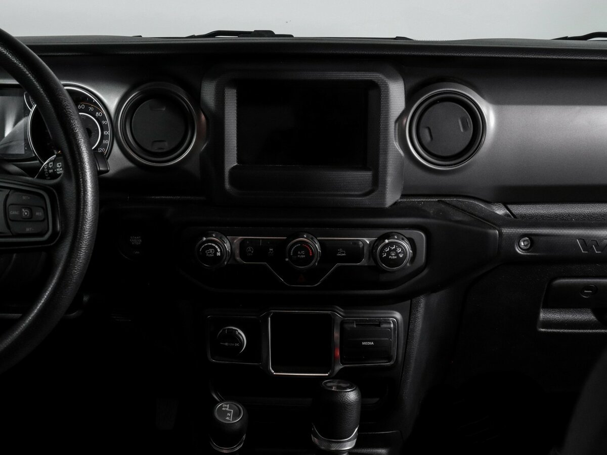 Jeep Wrangler с пробегом — 2021 год. Фото: #9