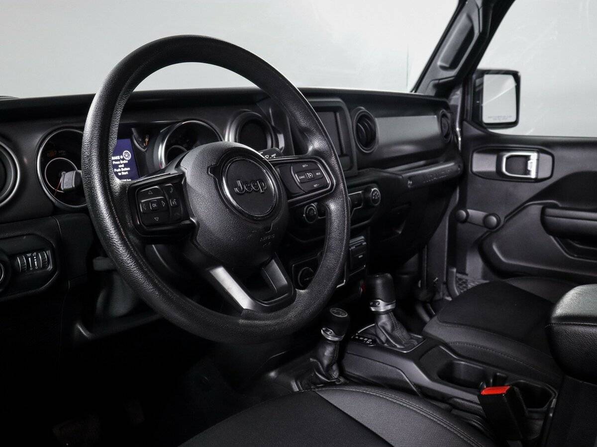 Jeep Wrangler с пробегом — 2021 год. Фото: #10