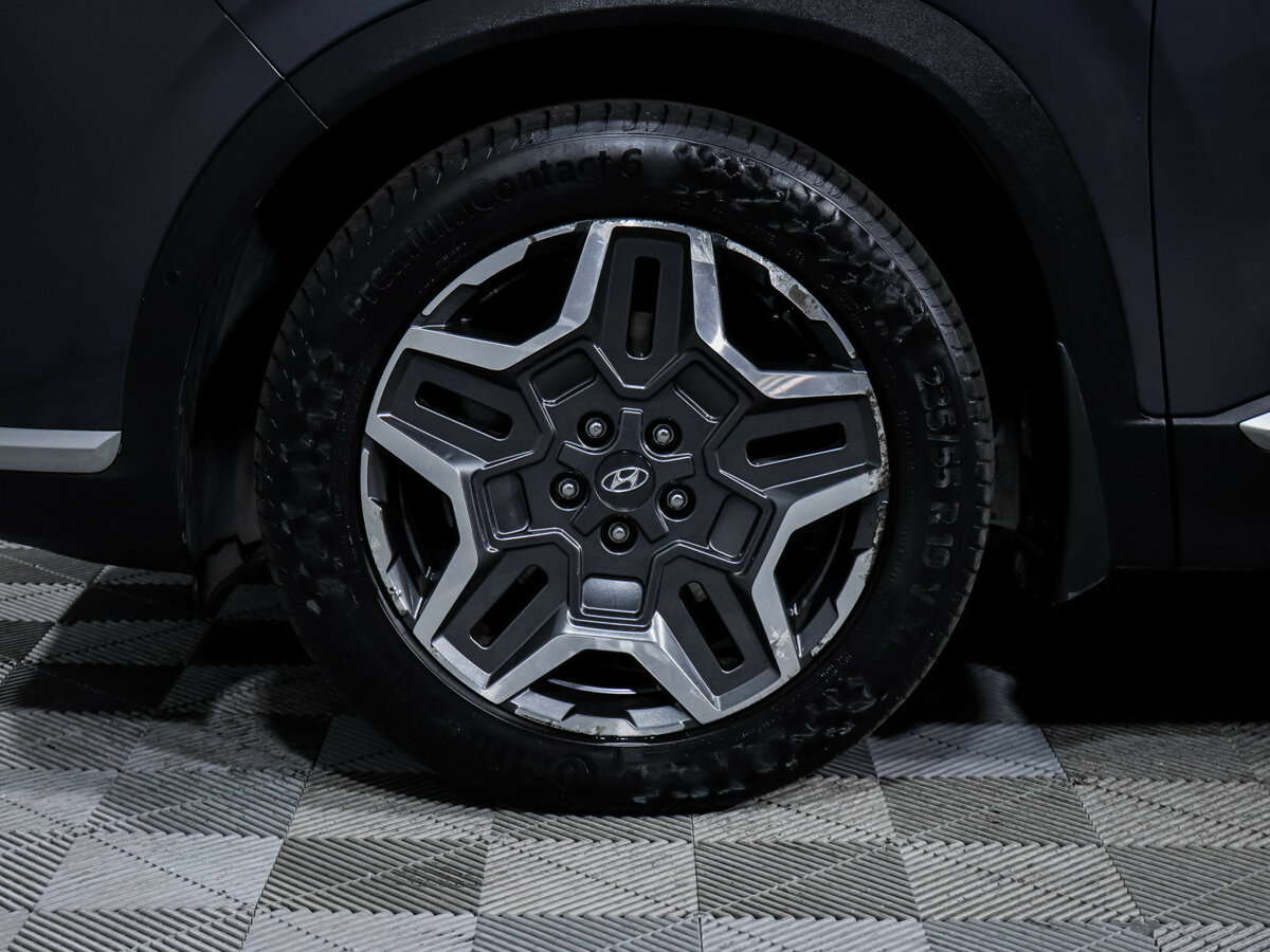 Hyundai Santa Fe с пробегом — 2021 год. Фото: #11