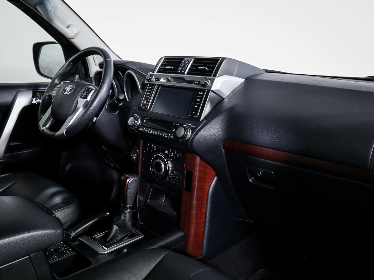 Toyota Land Cruiser Prado с пробегом — 2015 год. Фото: #5