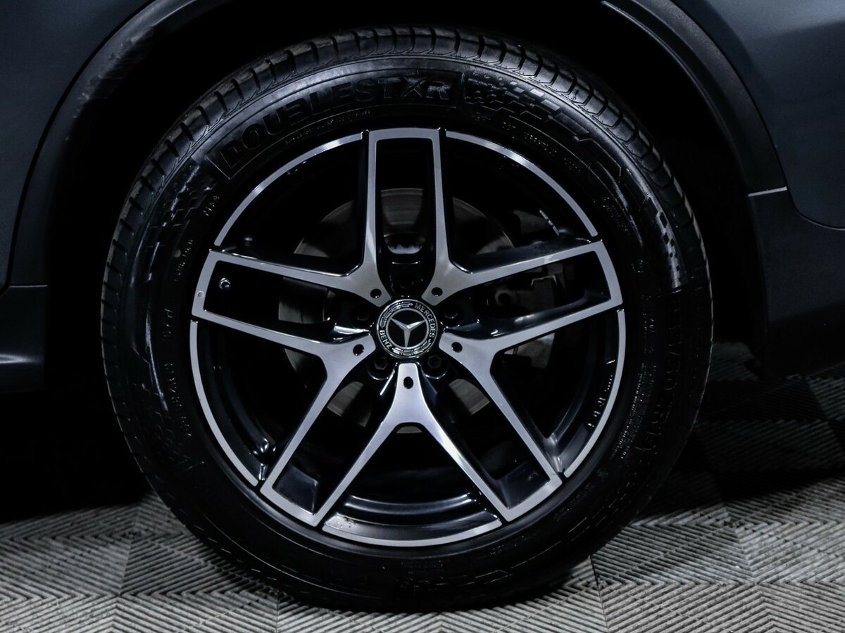 Mercedes-Benz GLC Coupe с пробегом — 2018 год. Фото: #11