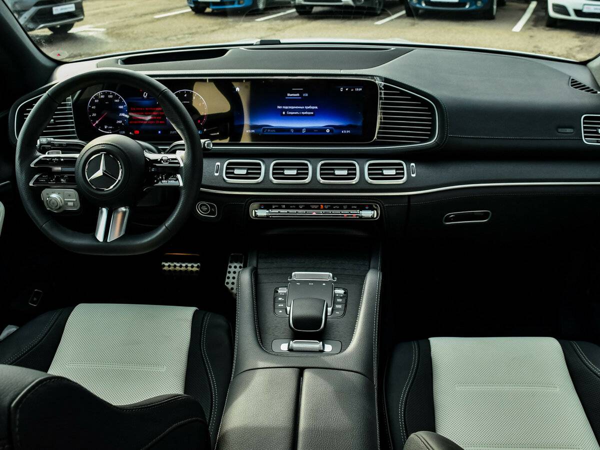 Mercedes-Benz GLE с пробегом — 2024 год. Фото: #10