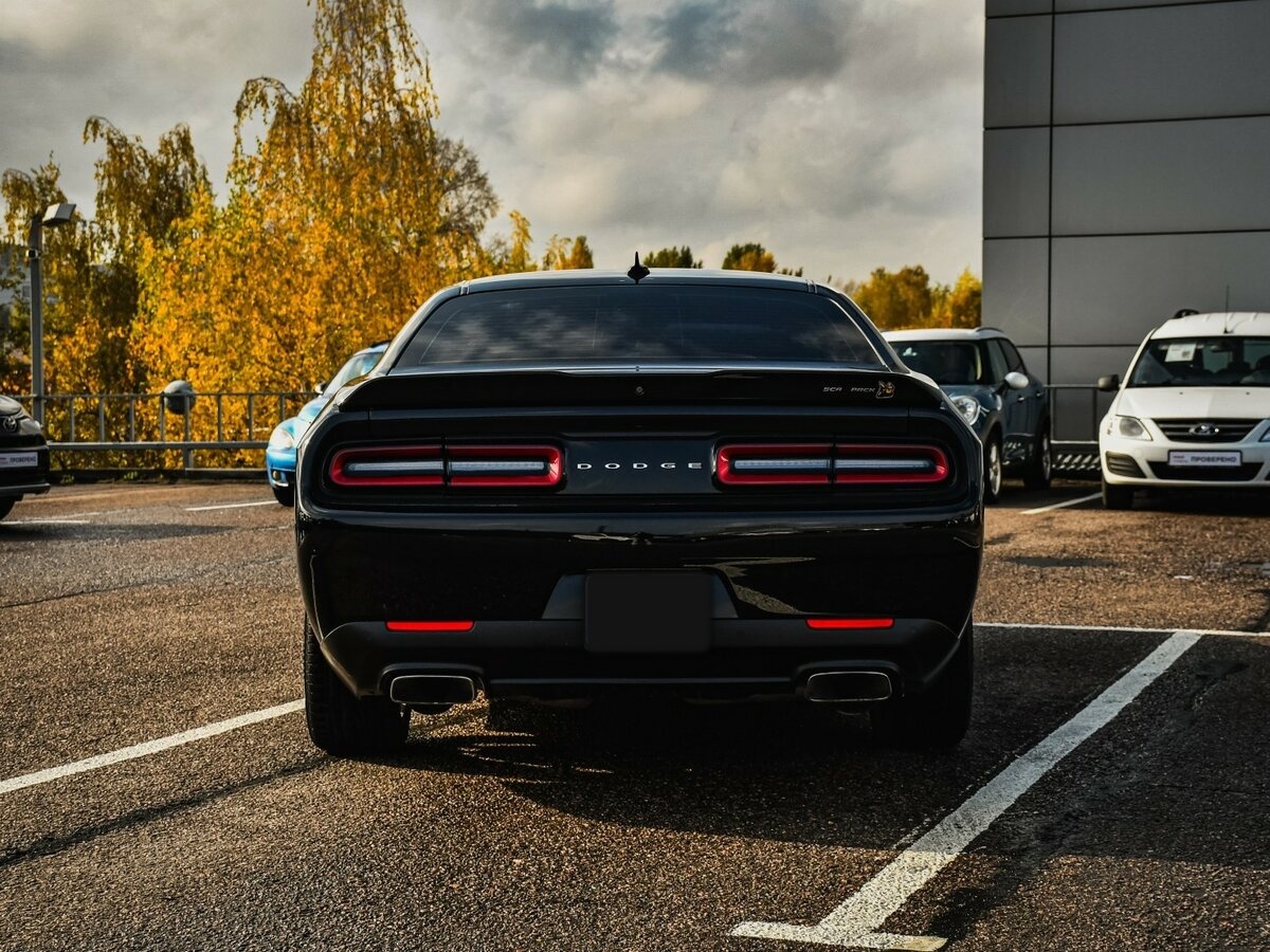 Dodge Challenger с пробегом — 2021 год. Фото: #5