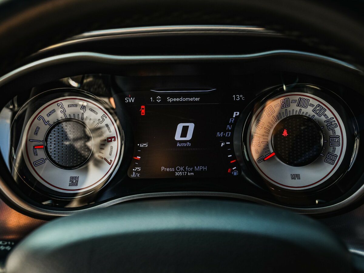 Dodge Challenger с пробегом — 2021 год. Фото: #11