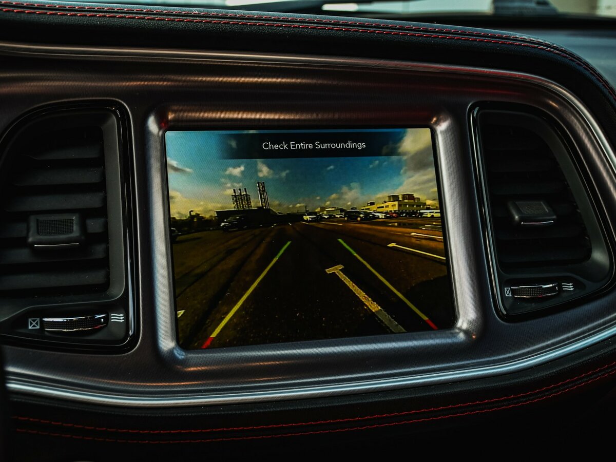 Dodge Challenger с пробегом — 2021 год. Фото: #20