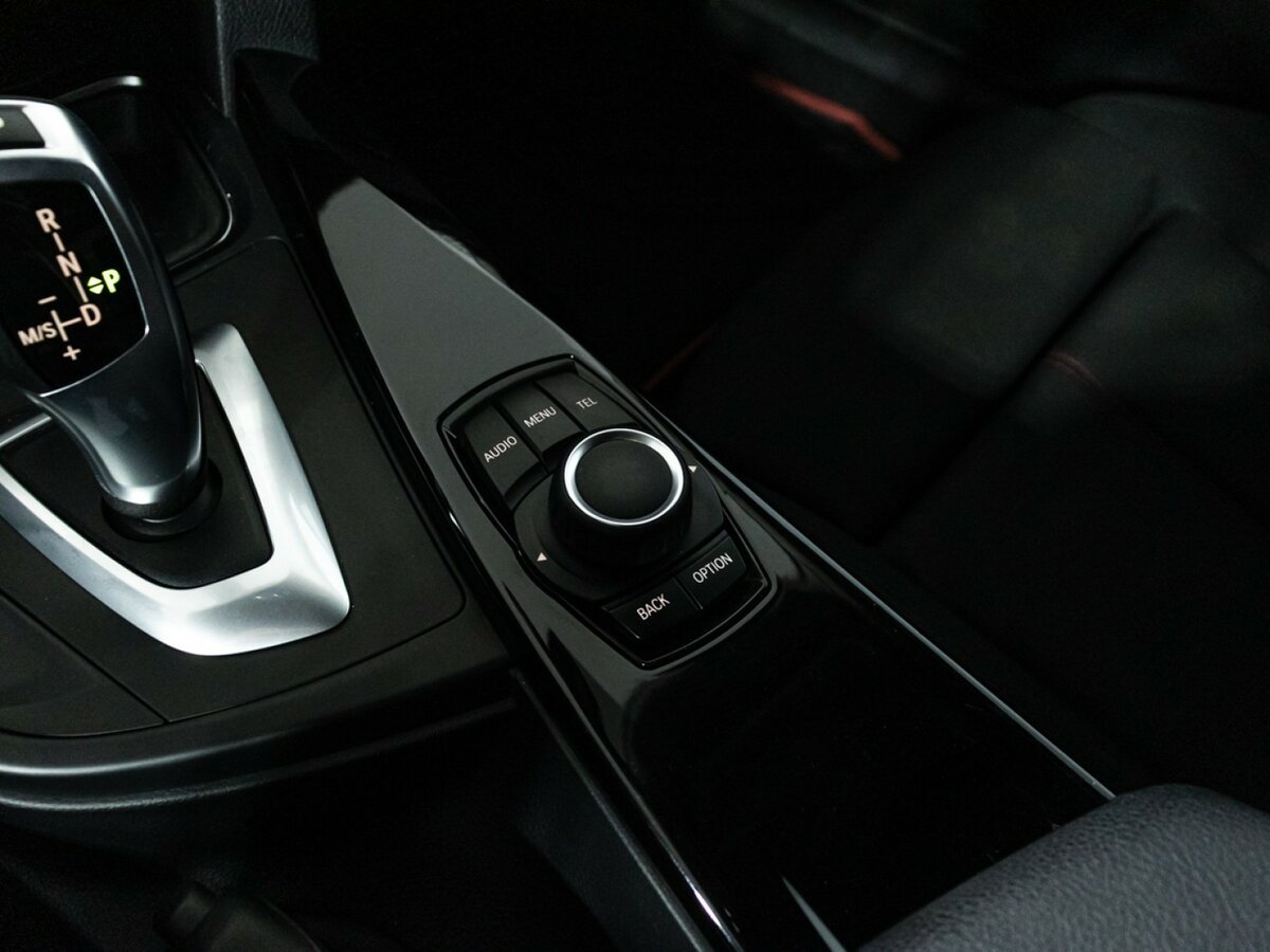 BMW 3 серии с пробегом — 2013 год. Фото: #15