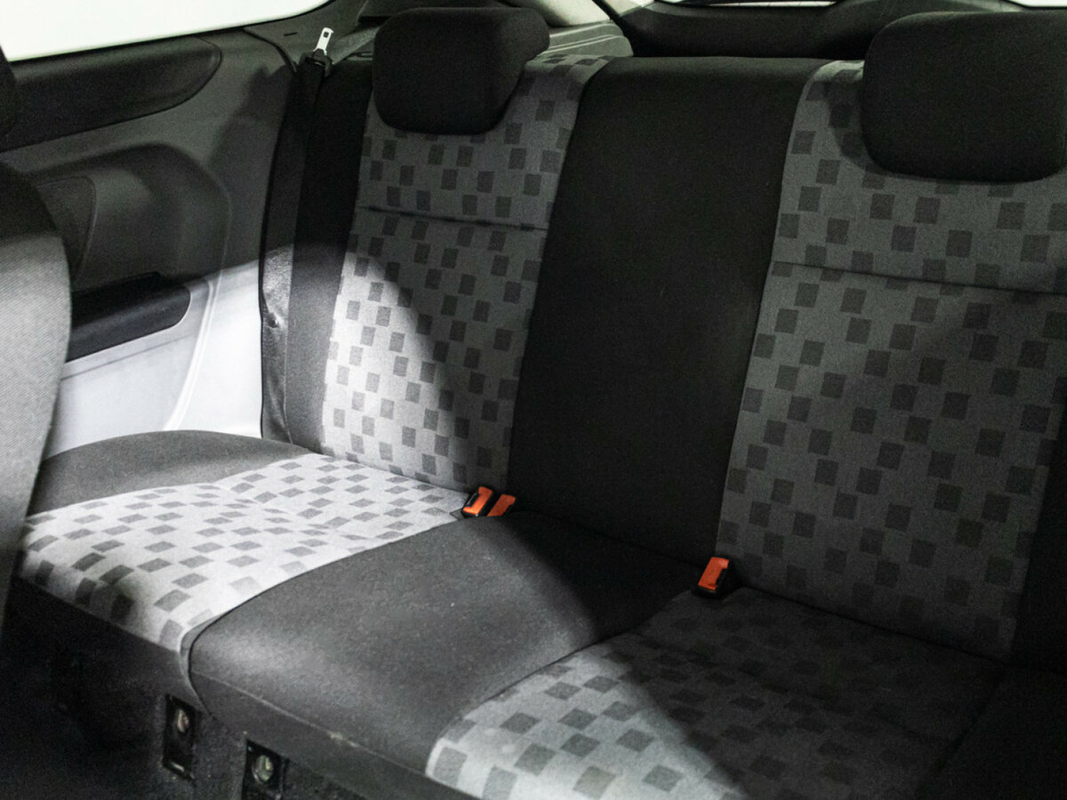 Ford Focus с пробегом — 2008 год. Фото: #9