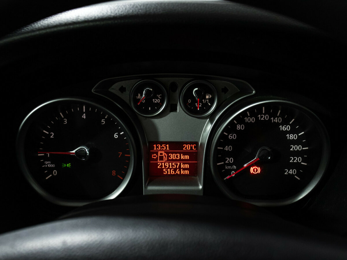 Ford Focus с пробегом — 2008 год. Фото: #11