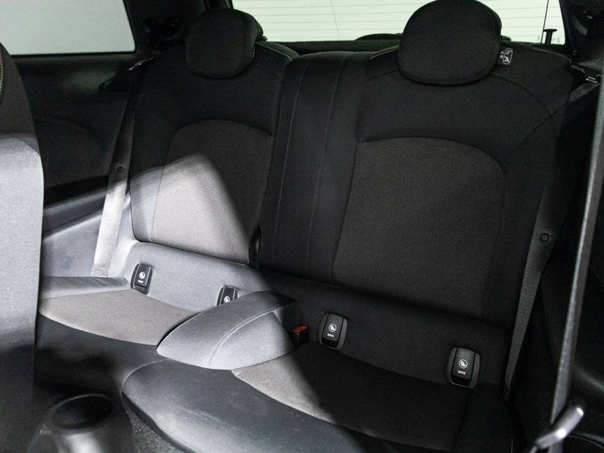 Mini Hatch с пробегом — 2020 год. Фото: #9